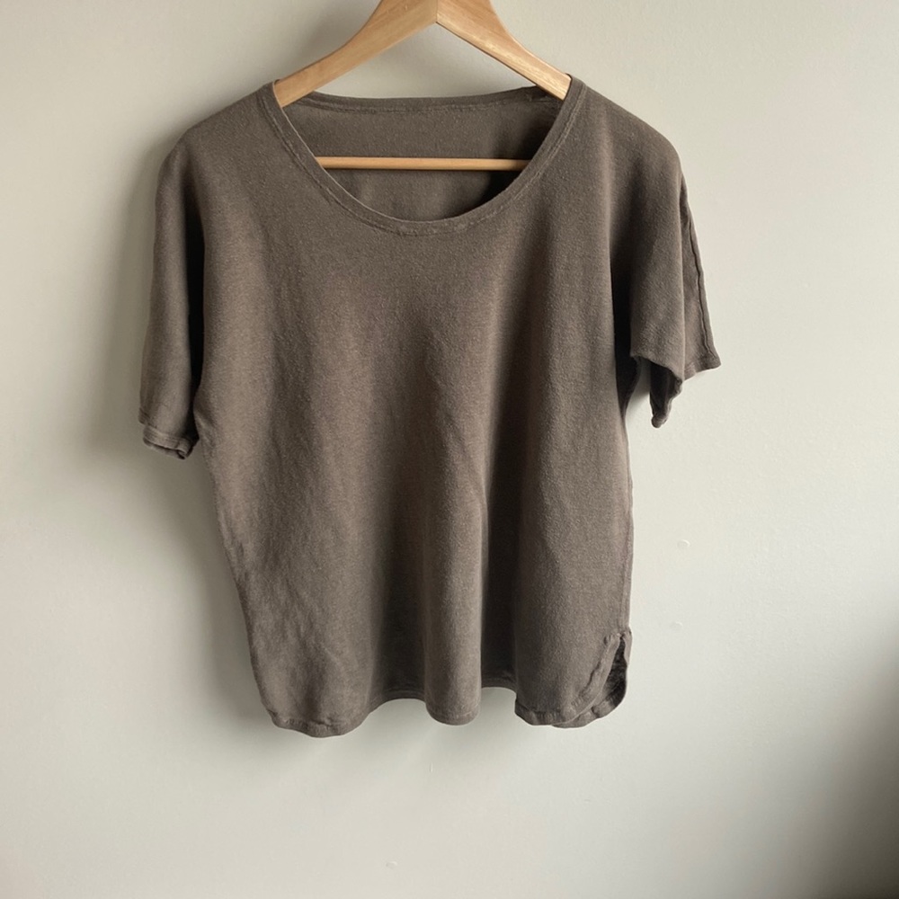 Woman loose fit beige shirt size medium